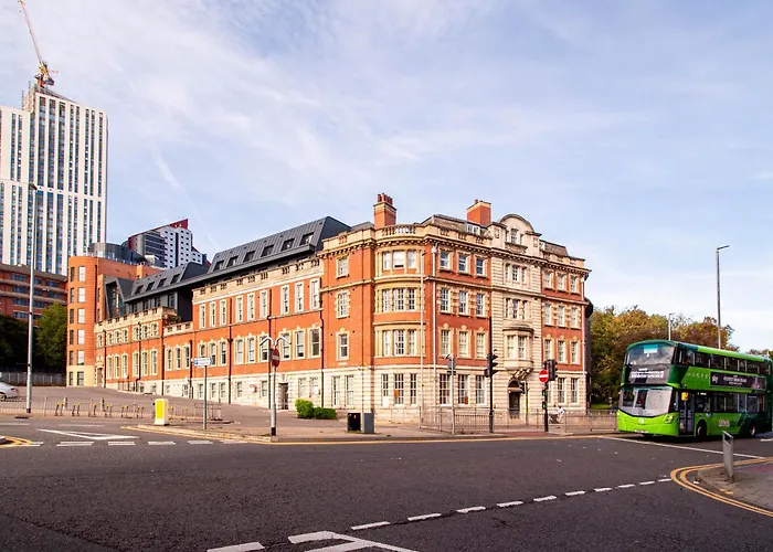 By The Arena * Leeds (West Yorkshire)